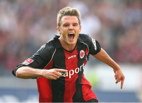 力的足球联 力的足球联